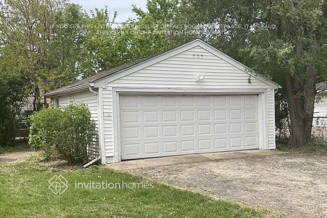 Photo - 719 Mack St