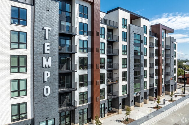 Building Photo - Tempo East Village Rental
