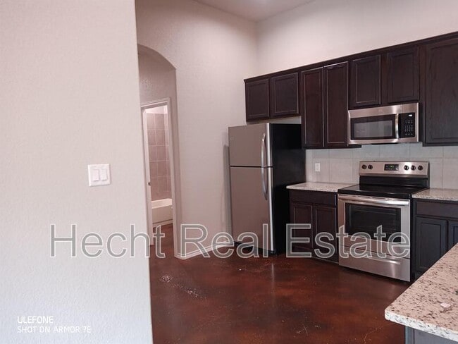 Photo - 1144 Stanley Rd