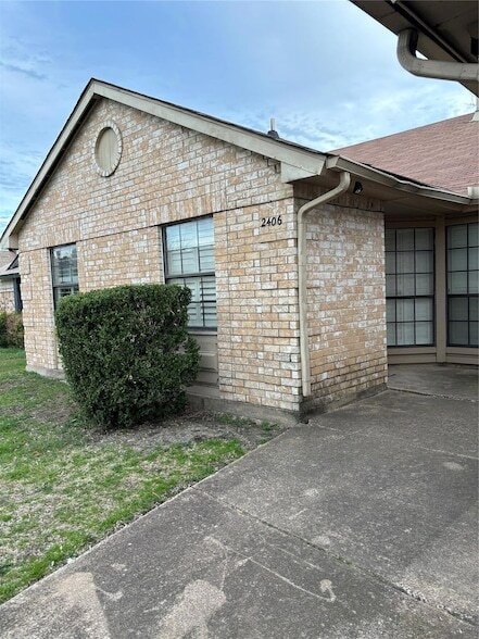 Photo - 2406 Sunflower Dr