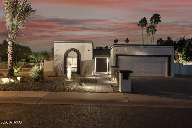 Photo - 5613 N 76th Pl