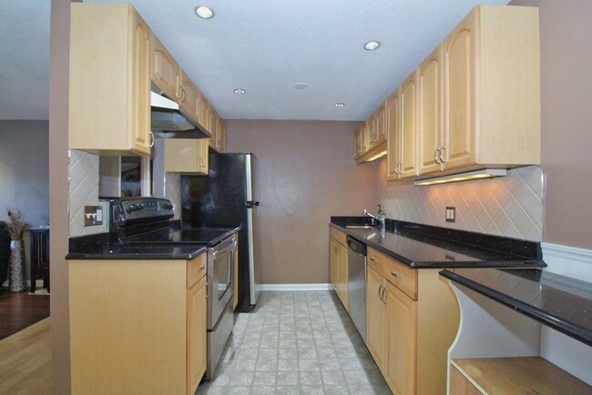 Photo - 91 Pleasant St Condo Unit B5