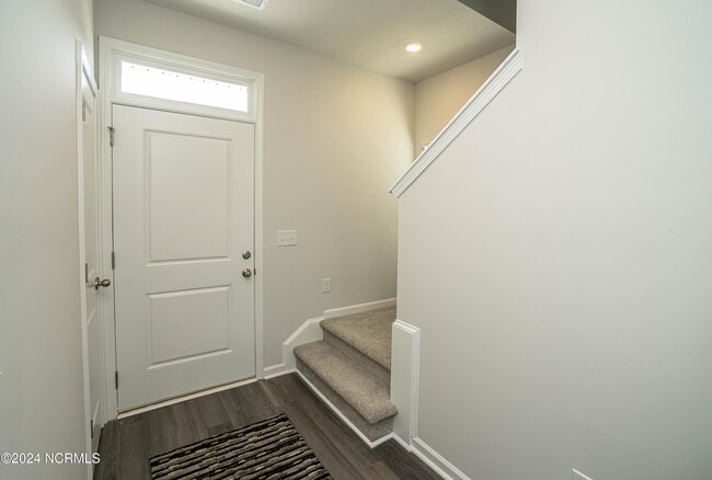 Photo - 249 Arnette Dr