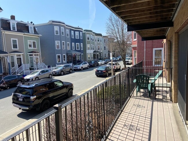 Photo - 880 E 4th St Unit 2-5