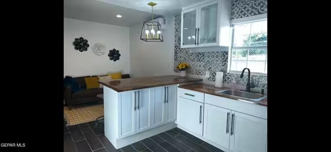 Photo - 5405 Montoya Dr