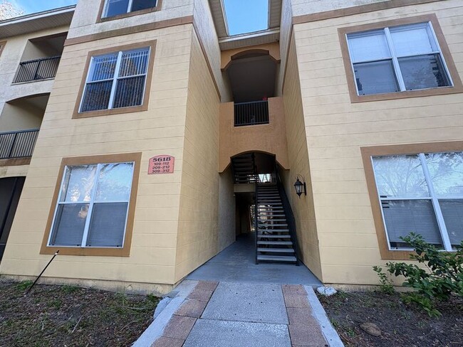 Photo - 5618 Pinnacle Heights Cir Unidad Apt 210