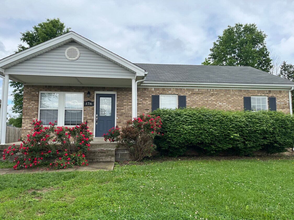Photo - 176 Deerfield Ct (Shepherdsville, KY)