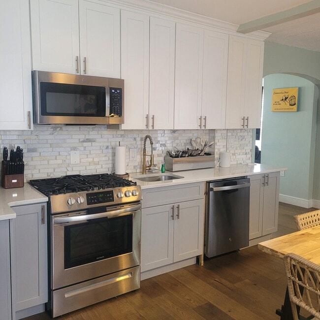 Photo - 105 N Windsor Ave