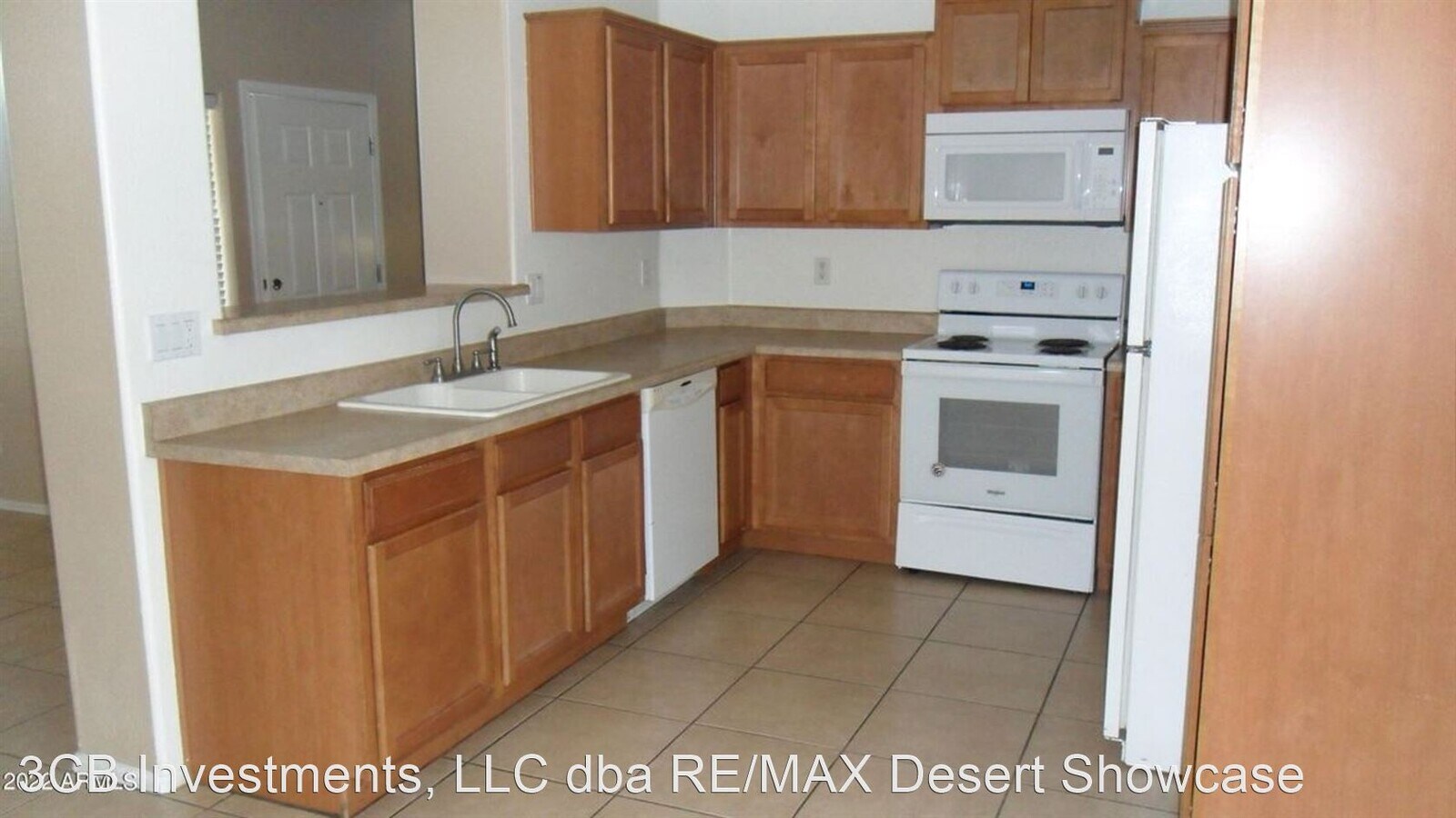 Photo - 3 br, 2.5 bath House - 8322 W Lewis Ave