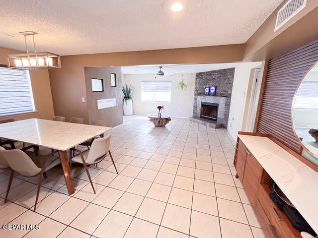 Photo - 1817 Ed White Way