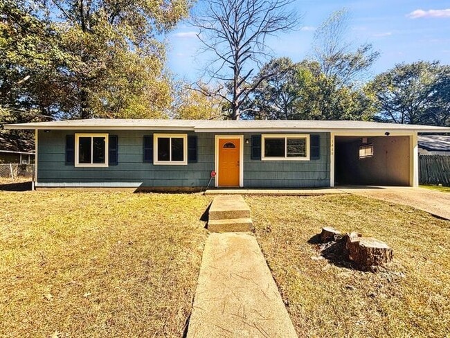 Charming 3-Bedroom Home with Modern Comfor... - Charming 3-Bedroom Home with Modern Comfor...