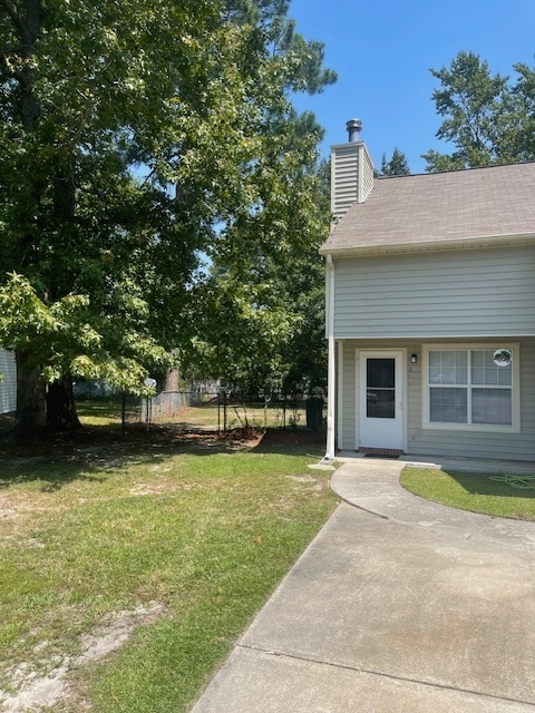 Photo - 137 Village Ct