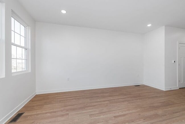 Photo - Beautiful New Construction in Monon Yard!