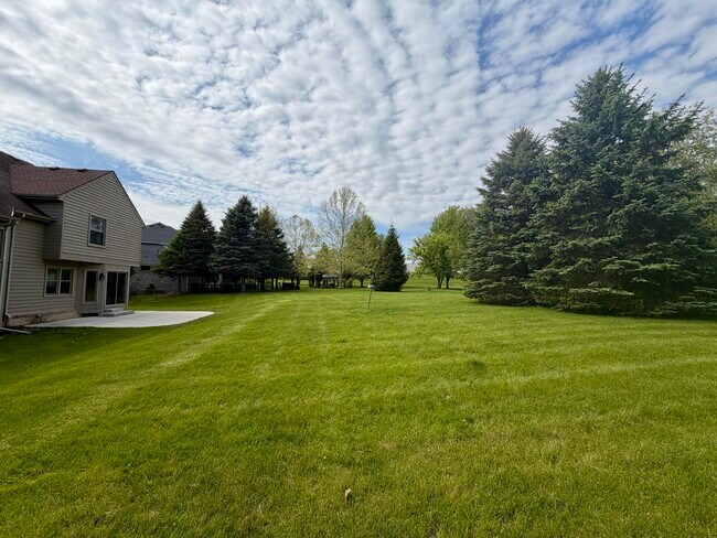 Photo - 6961 Suncrest Dr