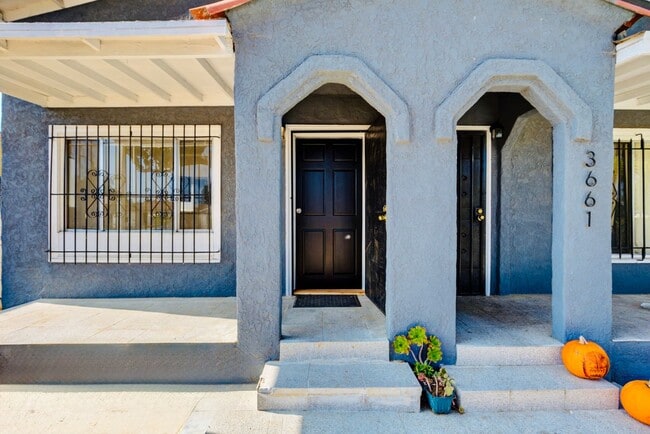 Photo - 3659 6th Ave Unit 3661 1/2 6th Ave