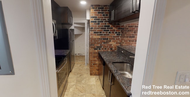 Photo - 69 Babcock St