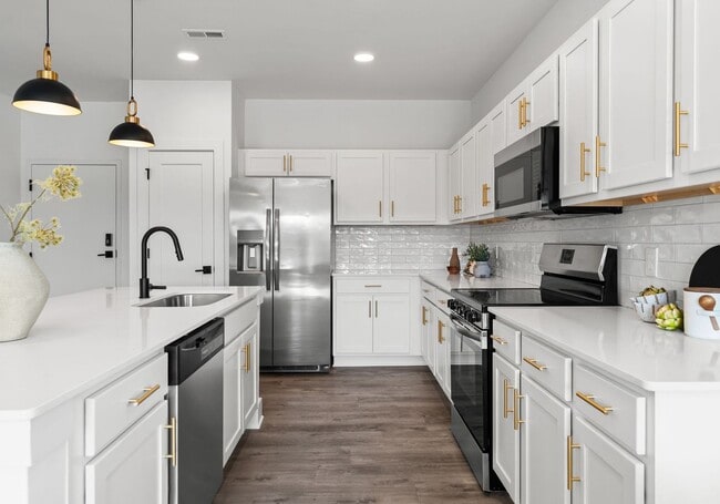 Building Photo - Brixton Apartments