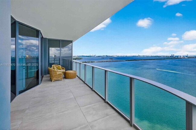 Photo - 700 NE 24th St Unit 3007