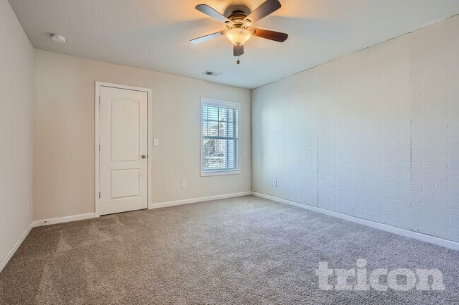 Photo - 1012 Candela Ln