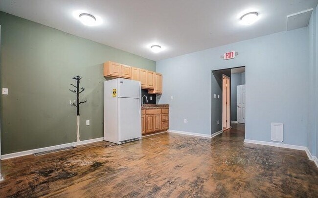 Photo - 2766 Frankford Ave