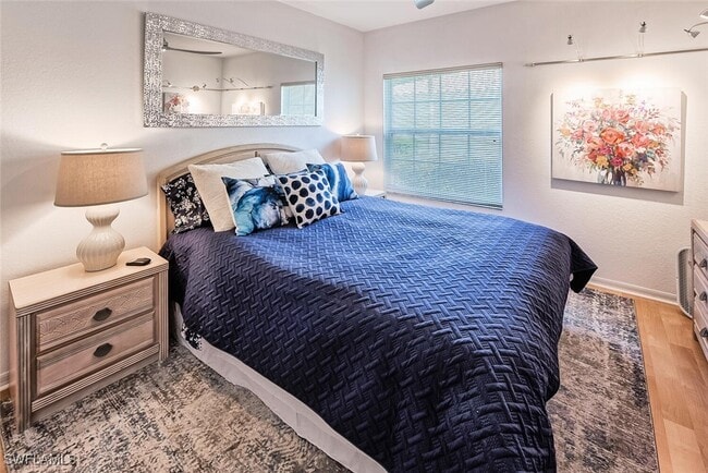 Building Photo - 6910 Satinleaf Rd N Unit 101