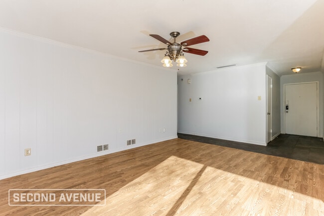 Photo - 509 Southlake Dr