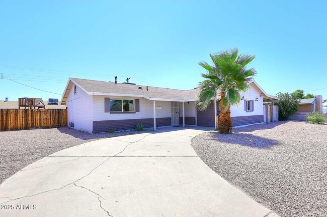 Photo - 4031 N 81st Ave