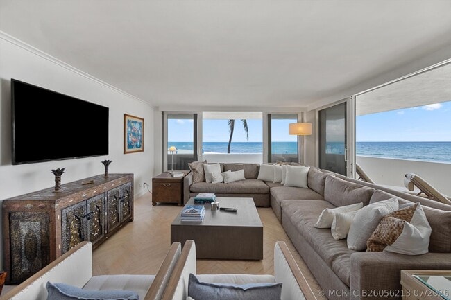 100 Sunrise Ave Unit 212