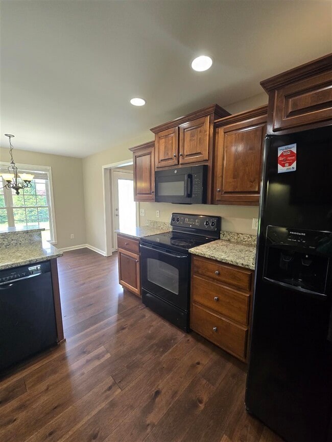 Photo - 309 Eureka Way