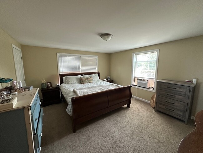 27 Stockman Ave