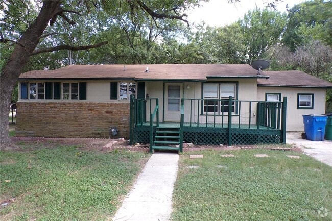 Building Photo - 705 Otis St Rental