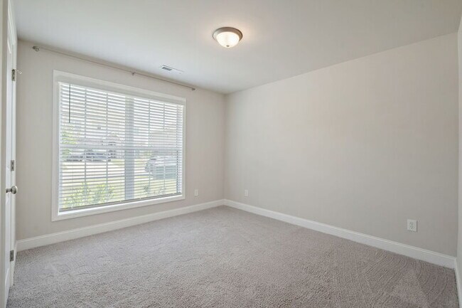 Photo - 236 Cherry Laurel Dr