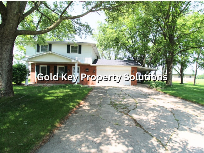4232-4254 N 100 W - 4232-4254 N 100 W Apartment Unit 4232 N 100 W