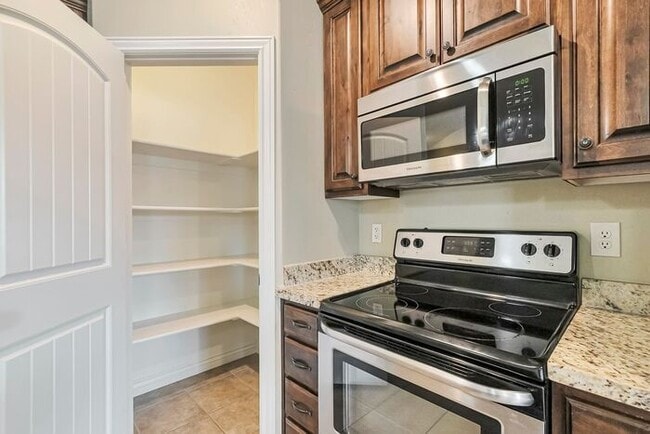Photo - Beautiful Orem Townhome