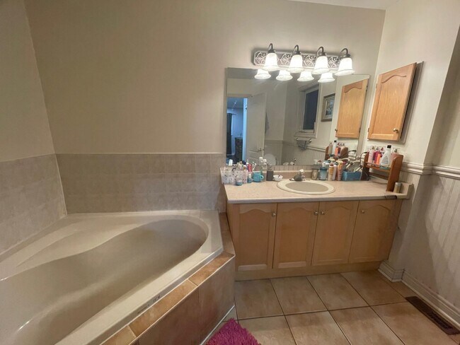 Photo - 10 Olde Town Rd Unit 4-Bedroom