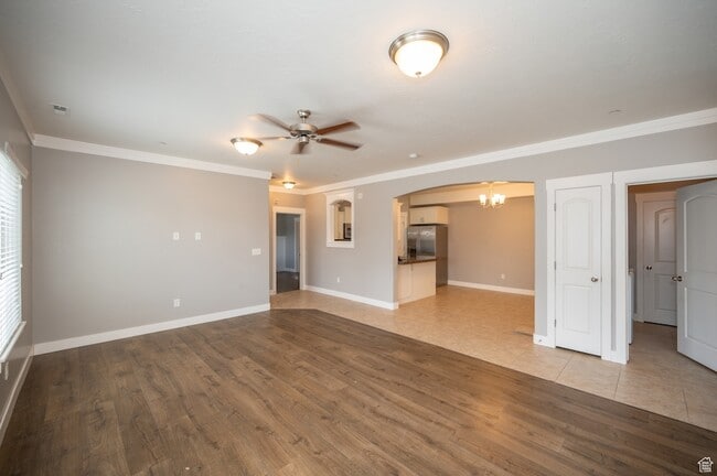 Photo - 1843 N Crest Rd