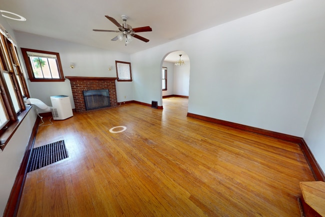 Photo - 785 N. Maple-785-1 Unit 785-1