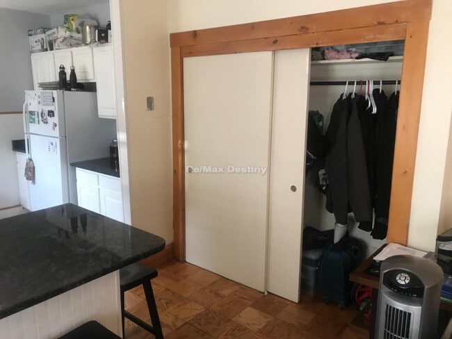 Photo - 13 Andrew St Unit 1