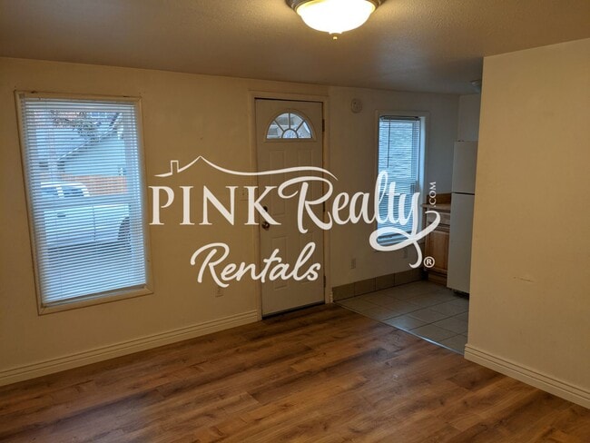 Photo - 15 Narrows Rd