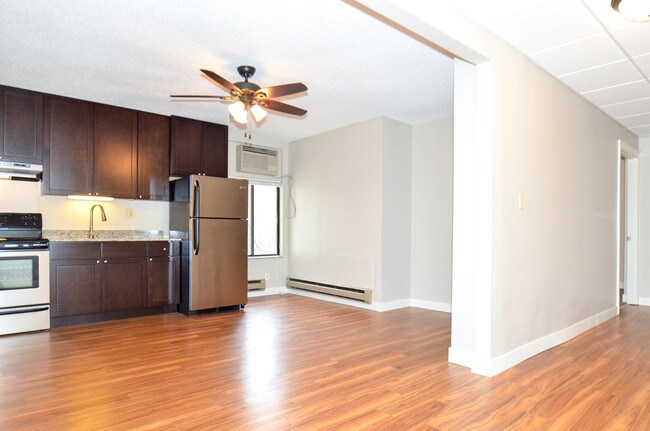 Photo - The Parkway Apartments Partners, LLC