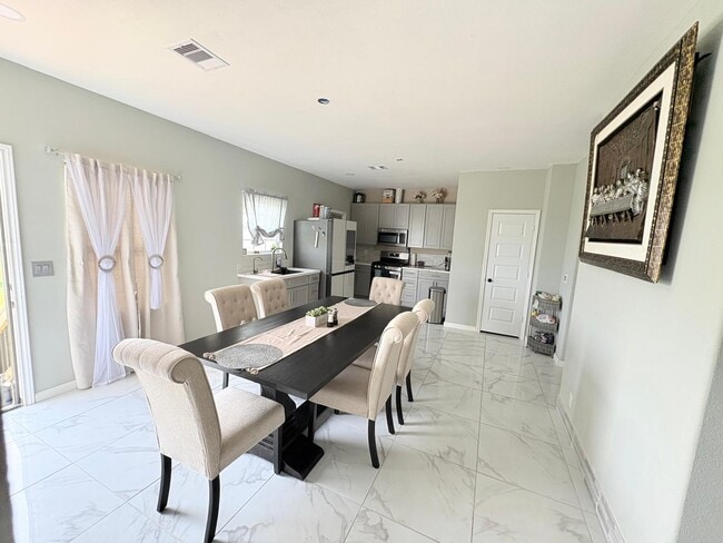 Photo - 1238 Rd 57211