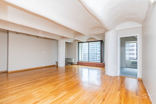 Photo - 345 N Canal St Unit 1307