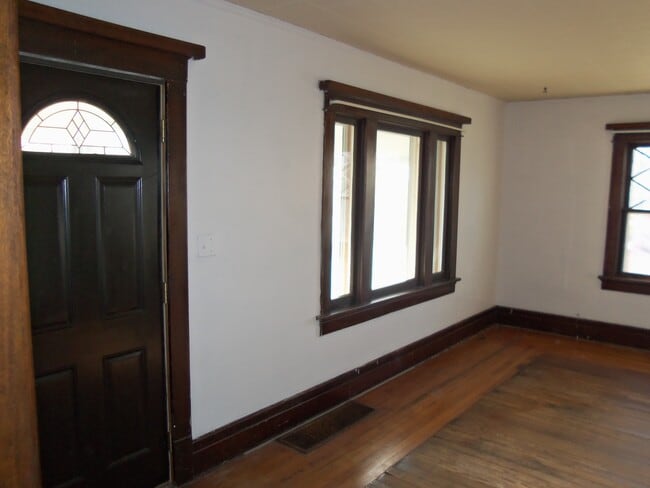 sala de estar - 1301 Grant Ave