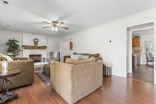 Photo - Inviting Jacksonville Home Near Shopping, Dining & Everyday Conveniences