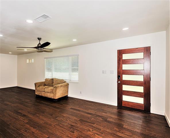 Photo - 206 S Dorothy Dr