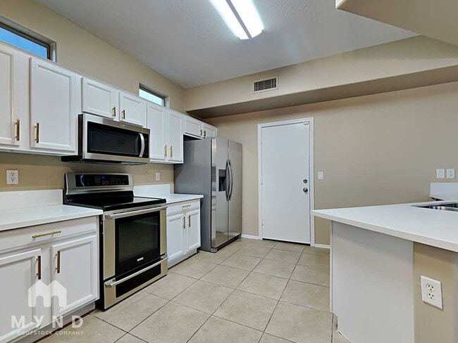 Photo - 9924 E Edgewood Ave