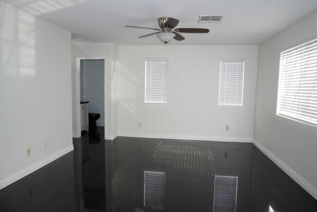 Photo - 4 Bedroom Home in Henderson NV!