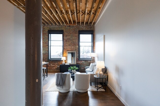Plant 1 Lofts