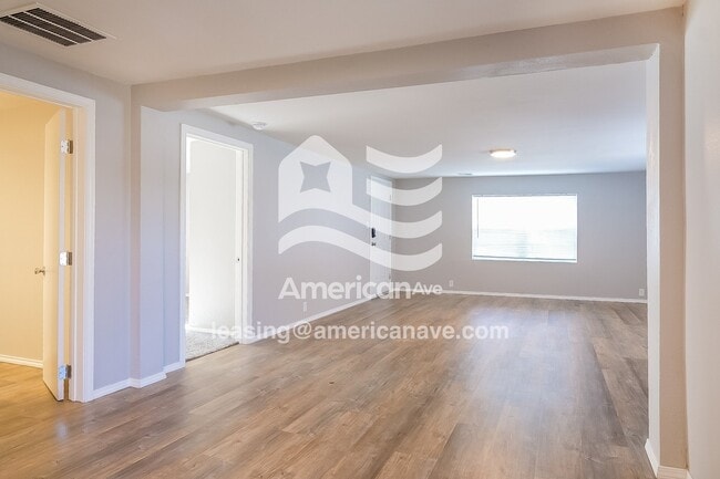 Photo - 1621 S Park St