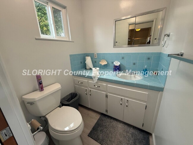 Photo - AVAILABLE NOW - Downstairs Morro Bay Studio